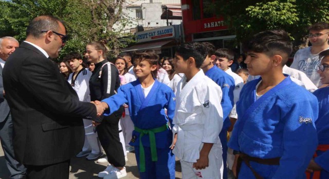 Siirtte Gençlik Haftası kutlamaları başladı