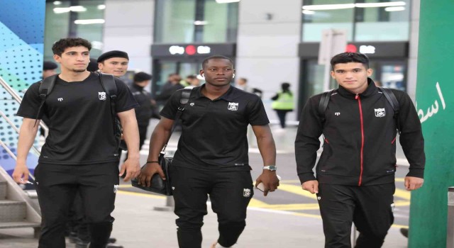 Sivasspor kafilesi İstanbula ulaştı