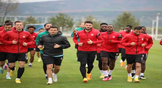 Sivassporda Kasımpaşa hazırlıkları sürüyor