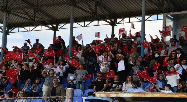 Sökede 19 Mayıs coşkuyla kutlandı
