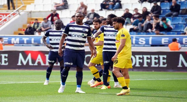 Spor Toto Süper Lig: Kasımpaşa: 0 - İstanbulspor: 0 (Maç devam ediyor)