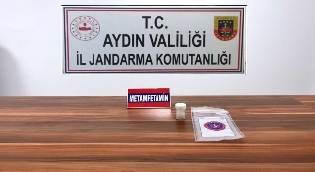 Şüpheli şahısların üzerinden uyuşturucu madde ele geçirildi