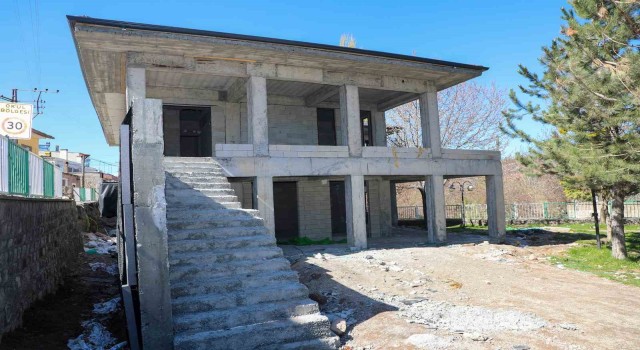 Talasın çok yönlü sosyal tesis atağı devam ediyor
