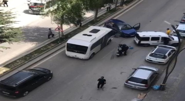 Tatvanda zincirleme kaza: 3 yaralı