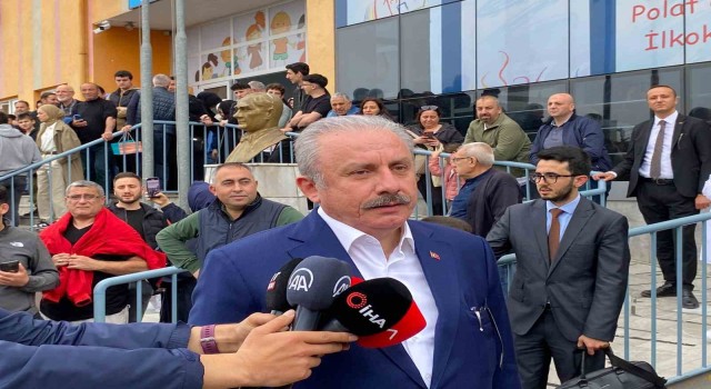 TBMM Başkanı Mustafa Şentop oyunu kullandı