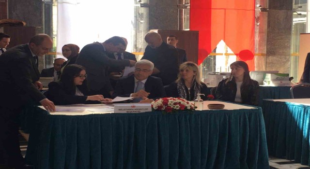 TBMMde milletvekili kayıtları devam ediyor