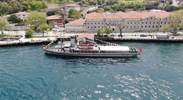 TCG Nusret Müze Gemisi, Üsküdarda ziyarete açıldı