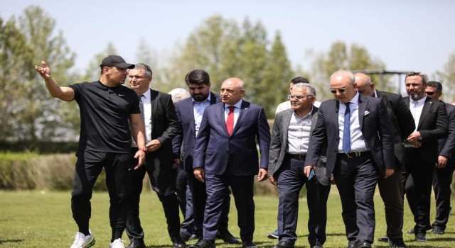TFFden Kayserispora ziyaret
