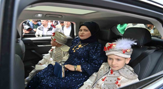 TOGG Balıkesirde şehit çocuklarına sünnet arabası oldu