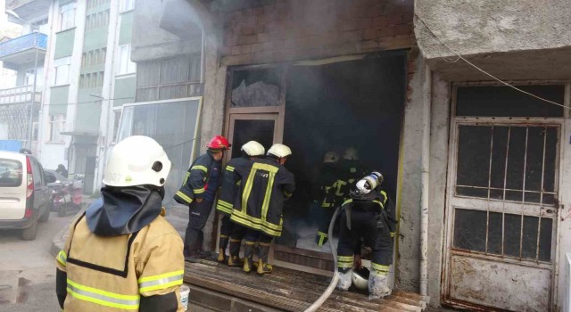 Tokatta depo yangını korkuttu