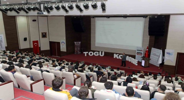 Tokatta Dördüncü Ulusal Tıp Öğrencileri Kongresi düzenlendi