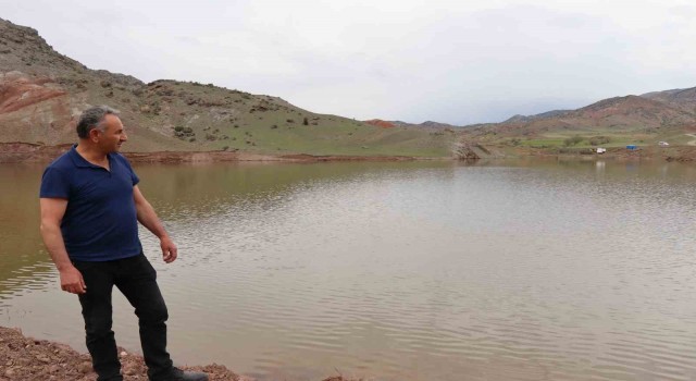 Toprakkale Mahallesi gölete kavuşuyor