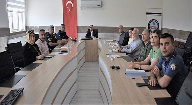 Toprakkale’de Kadına şiddetle mücadele toplantısı yapıldı