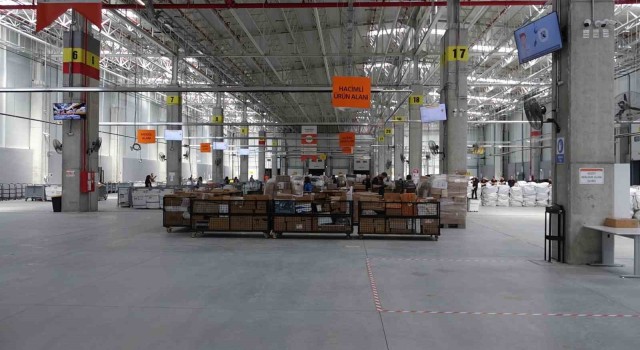 Trendyolun Karadeniz Bölgesindeki en büyük lojistik üssü Trabzonda açıldı
