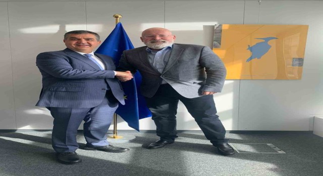 Türkiyenin ABD Daimi Temsilcisi Kaymakcı ile Avrupa Komisyonu Başkan Yardımcısı Timmermans bir araya geldi
