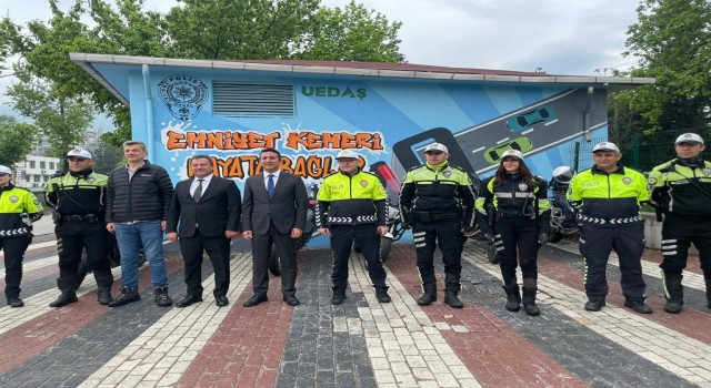UEDAŞın renklendirdiği 66. trafo, emniyet kemeri için uyardı