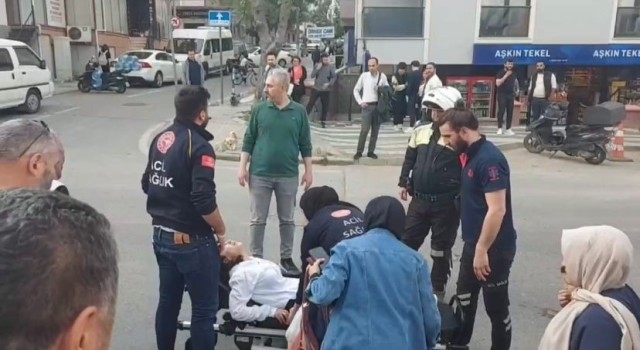Ümraniyede otomobilin yayaya çarptığı anlar kamerada