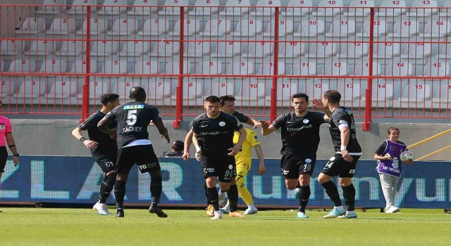 Ümraniyespor, 1. Lige düştü