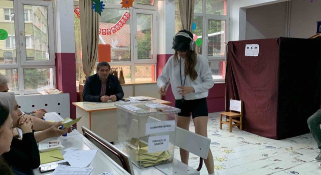 Ünlü oyuncu Serenay Sarıkaya oyunu kullandı