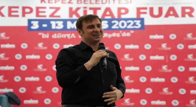Ünlü Yazar Zekeriya Elifoğlu, 5. Kepez Kitap Fuarında