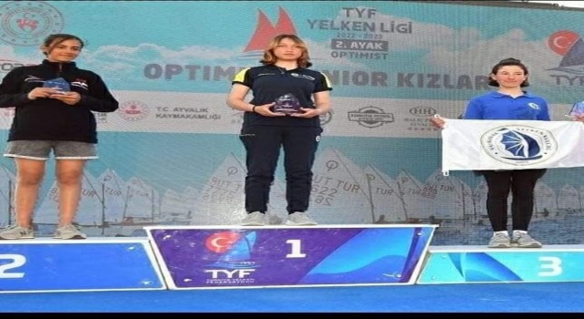 Urlalı gençler ilçenin gurur kaynağı oldu