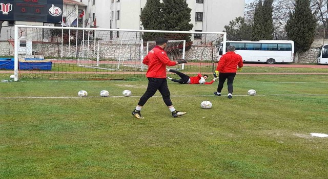 Uşakspor, Vanspor maçı hazırlıklarını sürdürdü