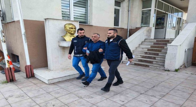 Uzunköprüde evinde uyuşturucu bulunan şüpheli tutuklandı