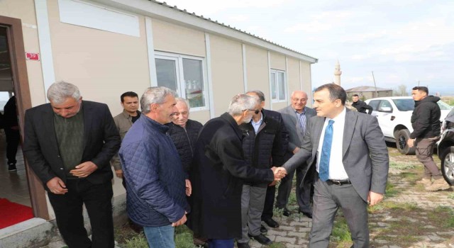 Vali Öksüzün köy ziyaretleri devam ediyor