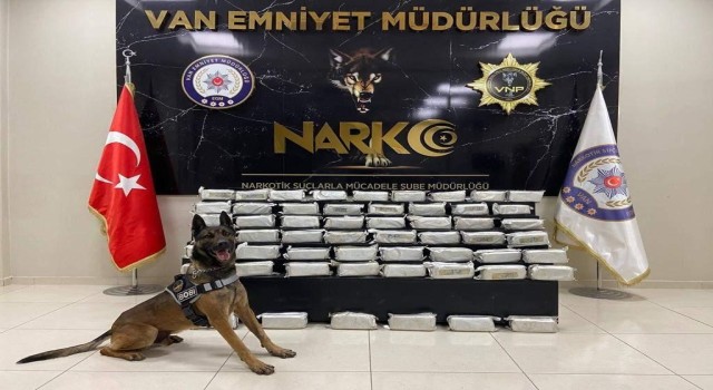Vanda 60 kilogram eroin ele geçirildi