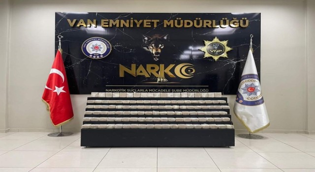 Vanda 60 kilogram eroin ele geçirildi