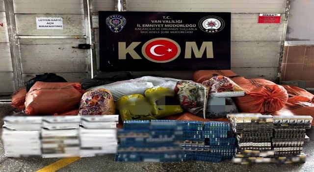 Vanda bir koli İran Riyali ele geçirildi