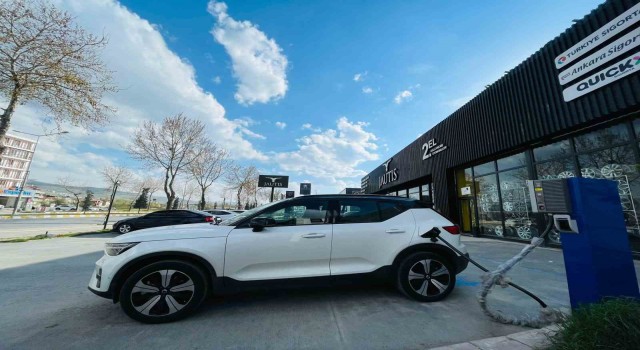 Vanda elektrikli arabalar için hızlı şarj istasyonu kuruldu