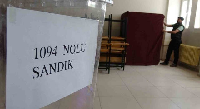 Vanda ikinci tur Cumhurbaşkanlığı seçimi için sandıklar kuruldu
