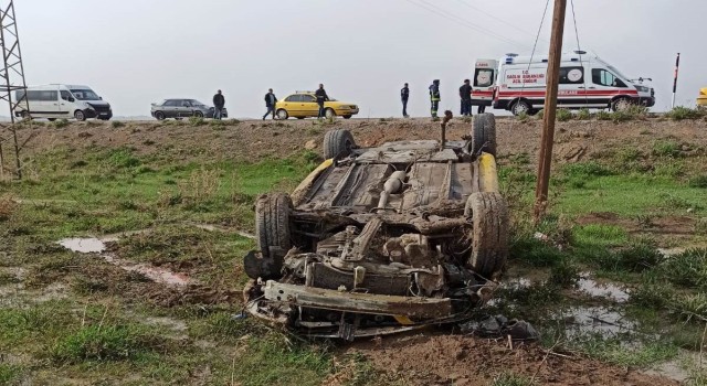 Vanda İran plakalı otomobil kaza yaptı: 1 yaralı
