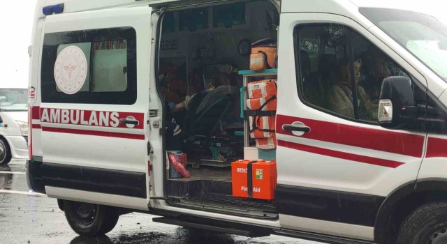 Vanda trafik kazası: 3 yaralı