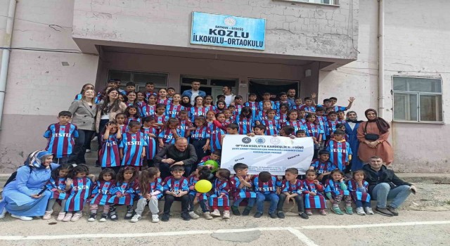 Vefakar öğretmenlerden Oftan, Gercüşe eğitim köprüsü