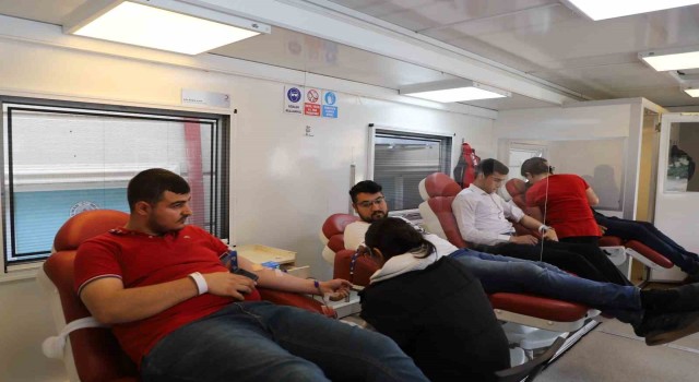 Yahşihan Belediyesi personelinden Türk Kızılayına kan bağışı
