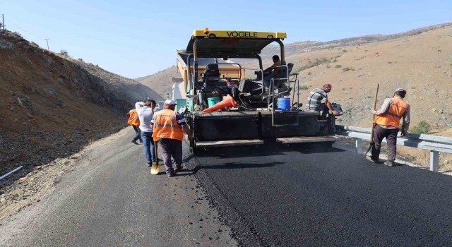 Yahyalıda sıcak asfaltlama için hazırlıklar başladı