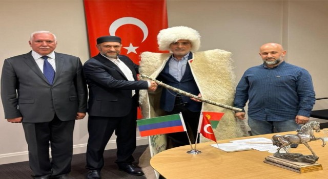 Yalçın Topçu: “Kumuk soydaşlarımız Kafkasyanın ve Rusya Federasyonunun ekonomik, sosyal, siyasi ve kültürel hayatında çok önemli bir yere sahip