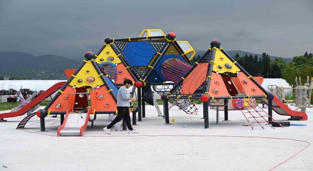 Yalova Belediyesinden Seyrantepeye yeni nesil park