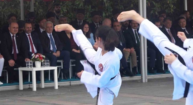 Yalovada 19 Mayıs coşkuyla kutlandı