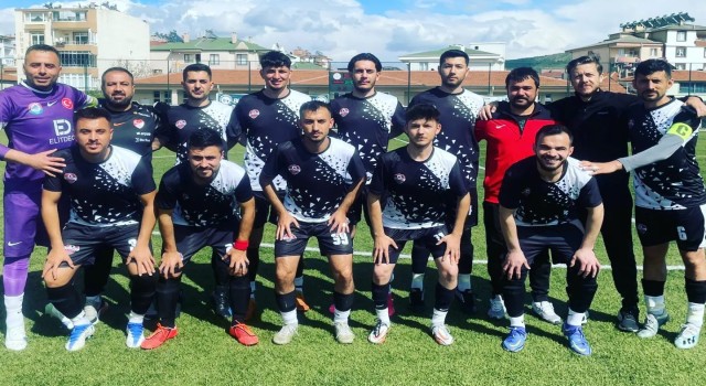 Yeni Esenspor 5te 5 yaptı