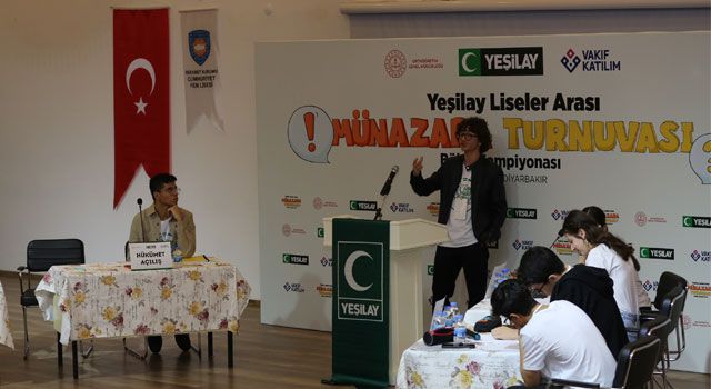 Yeşilay Münazara Turnuvasında Bölge Finalleri Yapıldı