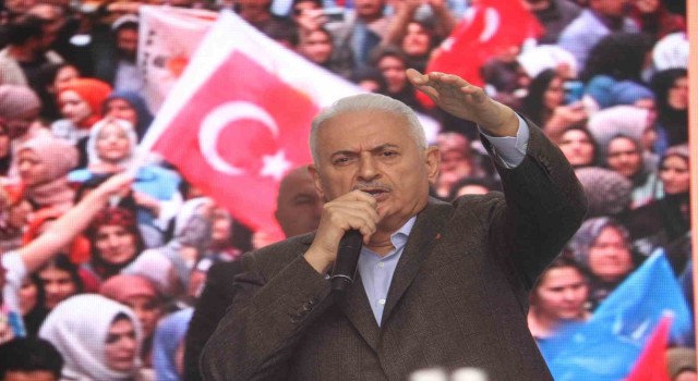 Yıldırım: Gece gündüz demeden milletin daha konforlu daha rahat yaşaması için çalıştık