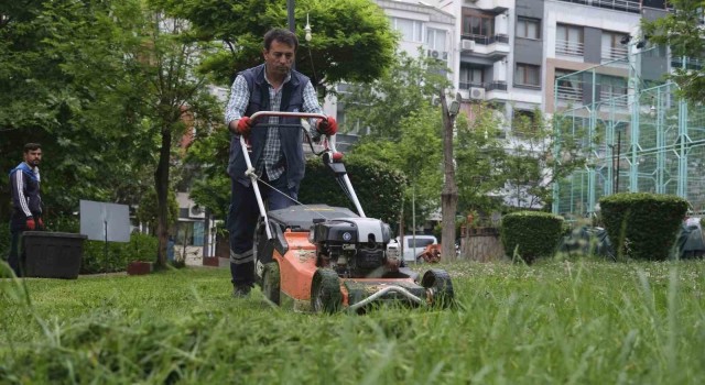 Yunusemrenin park ve bahçeleri yaza hazırlanıyor