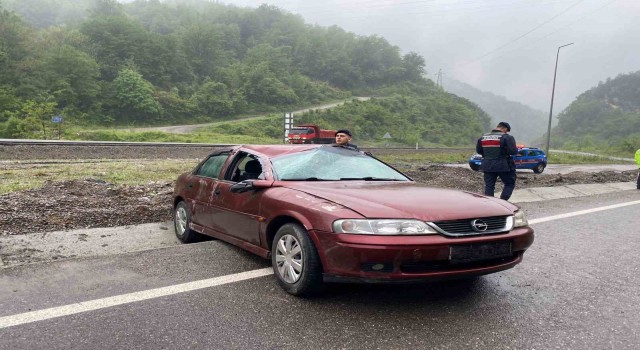 Zonguldakta trafik kazası; 2 yaralı