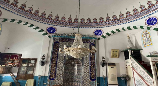 400 yıllık Sanki Yedim Cami hikayesiyle ders veriyor