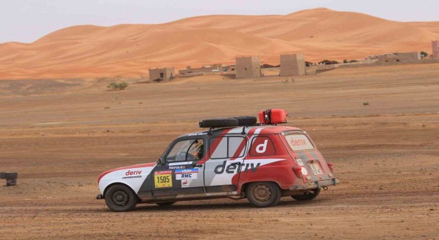 4L Trophy rallisi Afrikadaki çocuklar için gerçekleşti