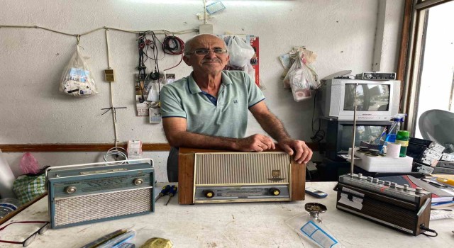 50 yıllık radyo tamircisi teknolojiye yenik düştü