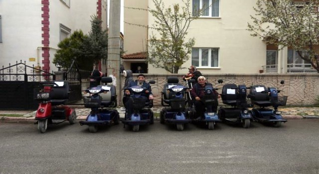 8 ay yürüyemedi, sağlığına kavuşunca engellileri unutmadı
